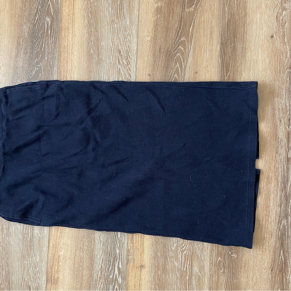 Uniqlo. Long Ribbed Skirt. Womens. M